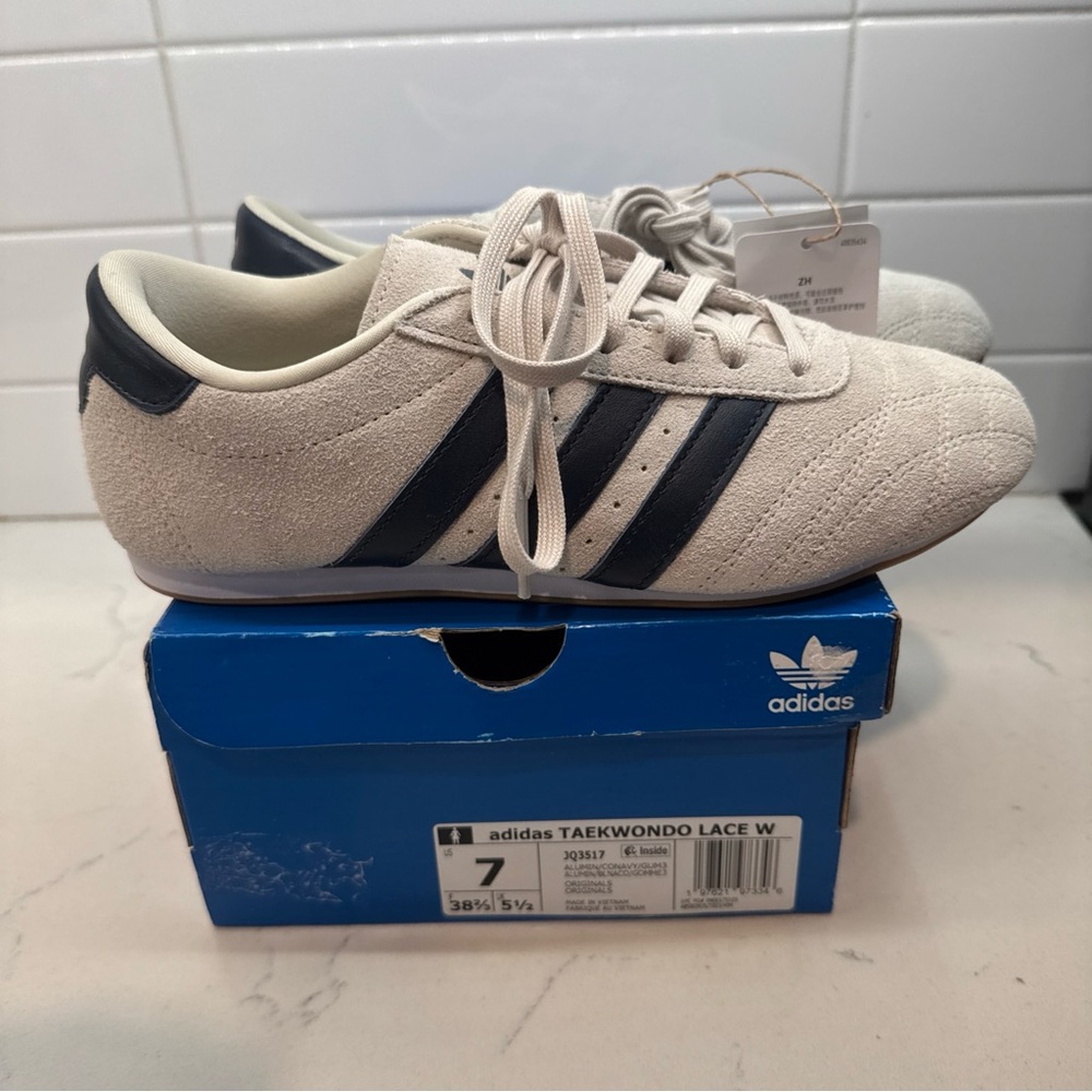 adidas Taekwondo Lace W Beige with Navy Stripes